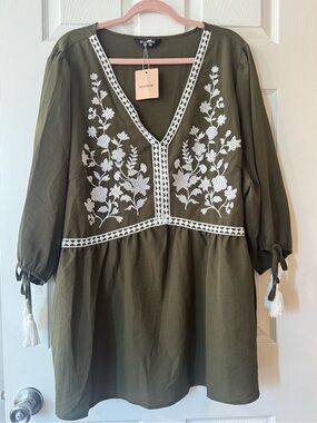 BloomChic Olive Green Dress with White Floral Embroidery Sz 26